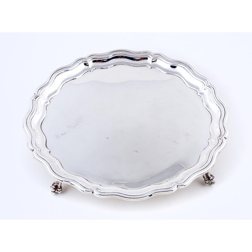 165 - A GEORGE V SILVER SALVER, KENTON BROTHERS LTD, SHEFFIELD, 1934