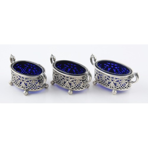 190 - A SET OF THREE SILVER SALTS, CONTINENTAL