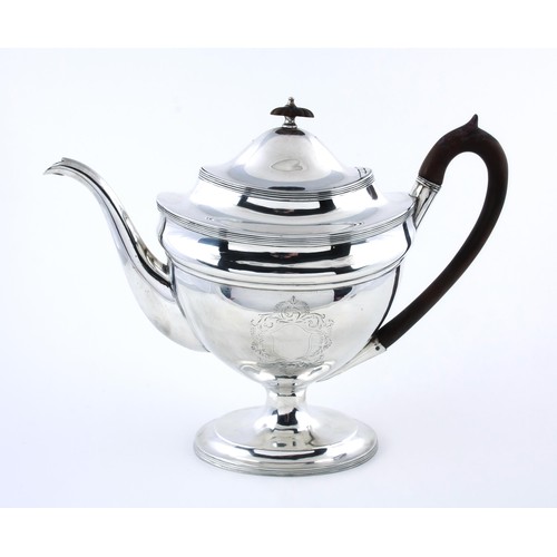 343 - A SILVER COFFEE POT, MAKERS MARK RUBBED, LONDON