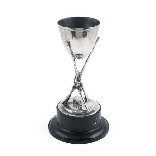 69 - A VICTORIAN SILVER TROPHY CUP, JOHN SAMUEL HUNT, LONDON, 1861