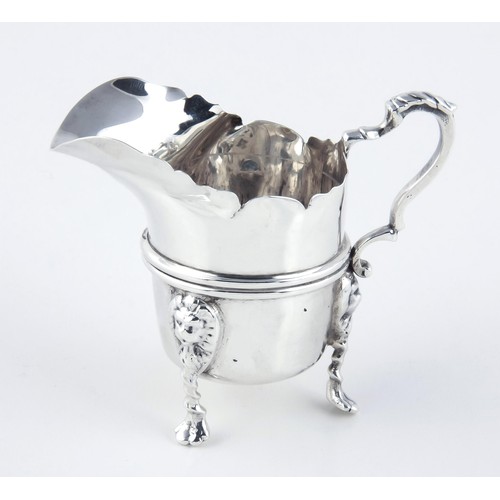 115 - A VICTORIAN SILVER MILK JUG, THOMAS HYRE, BIRMINGHAM, 1901