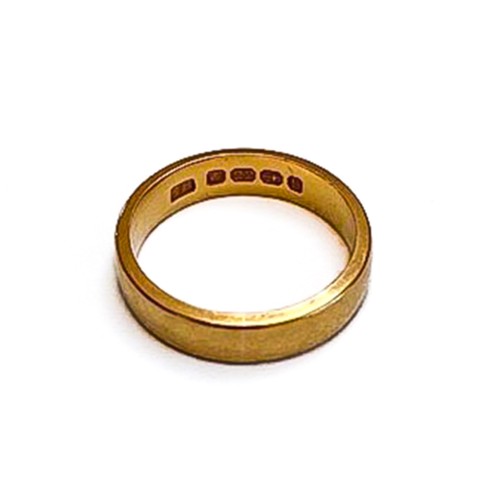 1710 - A GOLD WEDDING BAND