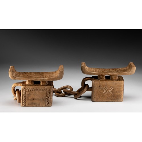 117 - A TSONGA/SHANGAAN PAIRED SET OF HEADRESTS, SOUTHERN AFRICA, EARLY COLLECTED AND PROBABLY 19TH CENTUR... 