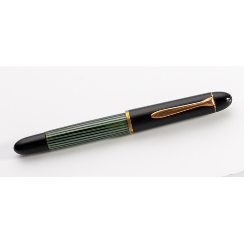 110 - A PELIKAN 140 FOUNTAIN PEN