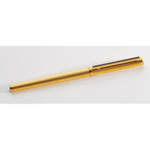 97 - A GOLD PLATED DUNHILL FOUNTAIN PEN