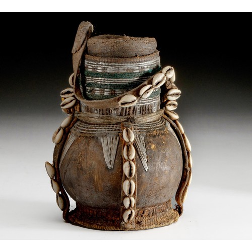 136 - A DECORATED CONTAINER, ETHIOPIA