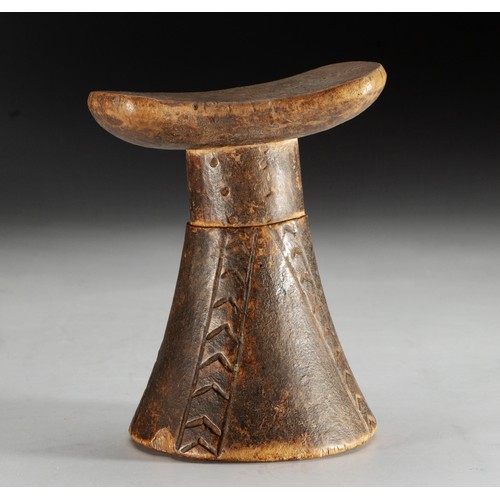 145 - A MWILA HEADREST, ANGOLA