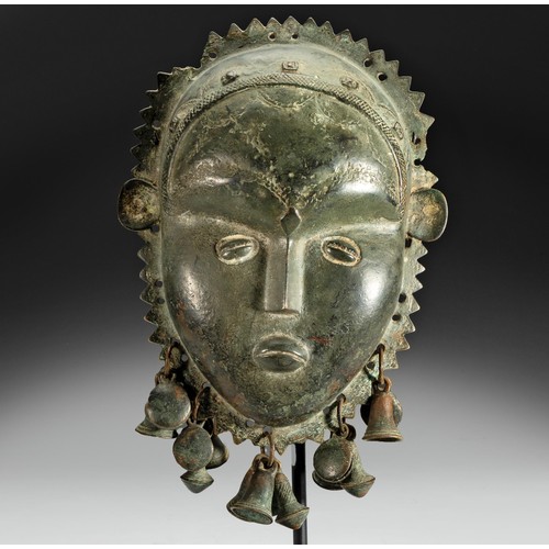 164 - A TEMMEARON ARABAI BRASS MASK, SIERRA LEONE, 20th CENTURY