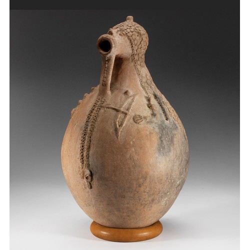 197 - A GA'ANDA SPIRIT POT, NORTH WESTERN NIGERIA, 20th CENTURY