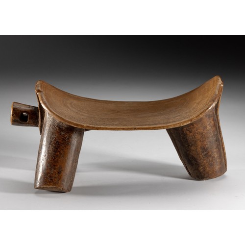 233 - A SENUFO STOOL, IVORY COAST/MALI