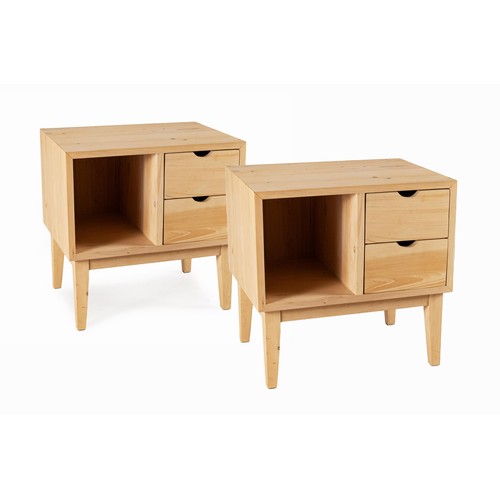 68 - A PAIR OF YELLOWWOOD BERGEN BEDSIDE PEDESTALS