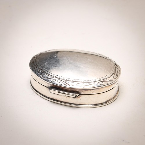 293 - A SILVER PILL BOX, MAKER'S AND DATE MARK RUBBED