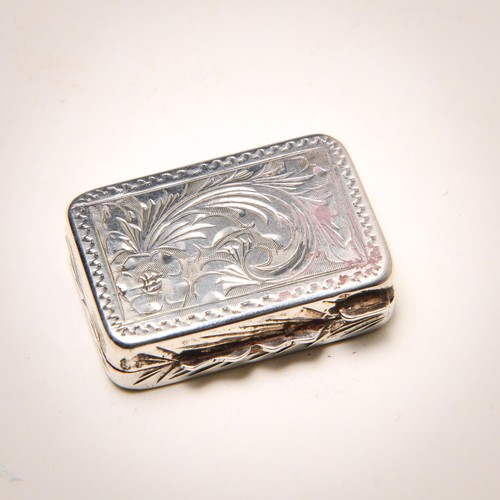 297 - A SILVER SNUFF BOX, MAKER'S AND DATE MARK RUBBED, POSSIBLY LONDON