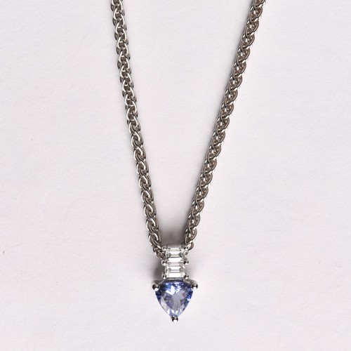 197 - A DIAMOND AND TANZANITE PENDANT