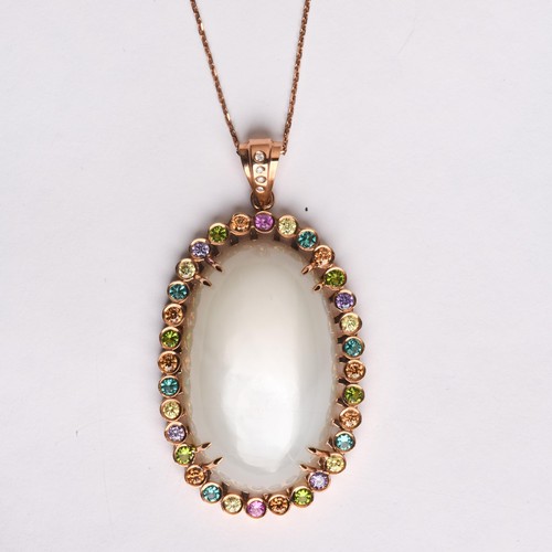 203 - A MOONSTONE AND GEMSTONE PENDANT