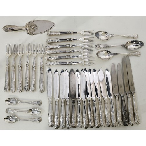 825 - AN ASSEMBLED SET OF KING'S PATTERN ELECTROPLATE CUTLERY