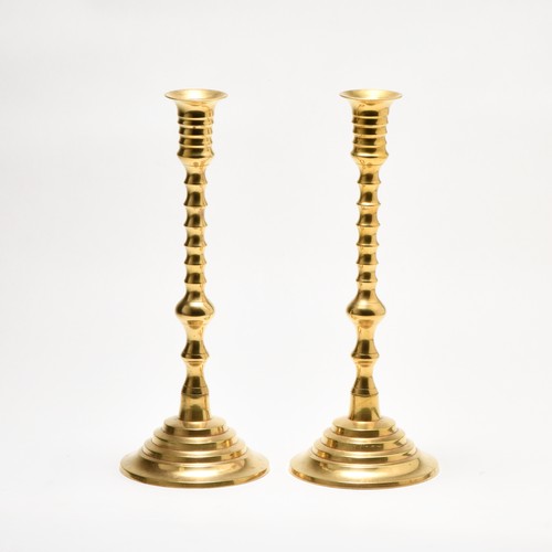 400 - A PAIR OF BRASS CANDLESTICKS