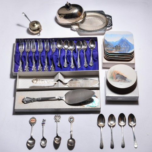 823 - A MISCELLANEOUS COLLECTION OF ELECTROPLATE CUTLERY AND OTHERS