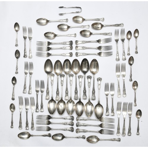 826 - AN ASSEMBLED SET OF ELECTROPLATE KING'S PATTERN CUTLERY