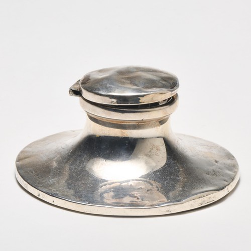 880 - A GEORGE V SILVER INKWELL, ALKIN AND CO, LONDON, 1915