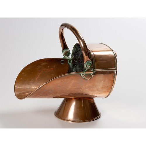 490 - A COPPER COAL SCUTTLE