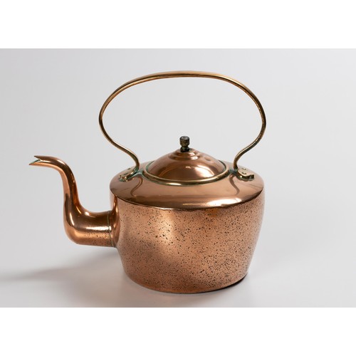 489 - A COPPER KETTLE