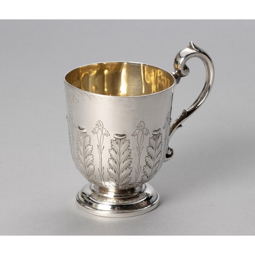 772 - A VICTORIAN SILVER MUG, JOHN, EDWARD, WALTER AND JOHN BARNARD, LONDON, 1871