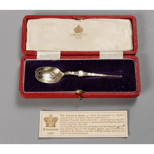 809 - A CASED VICTORIAN SILVER CORONATION SPOON, ROBERTS AND DORE LTD, SHEFFIELD, 1936