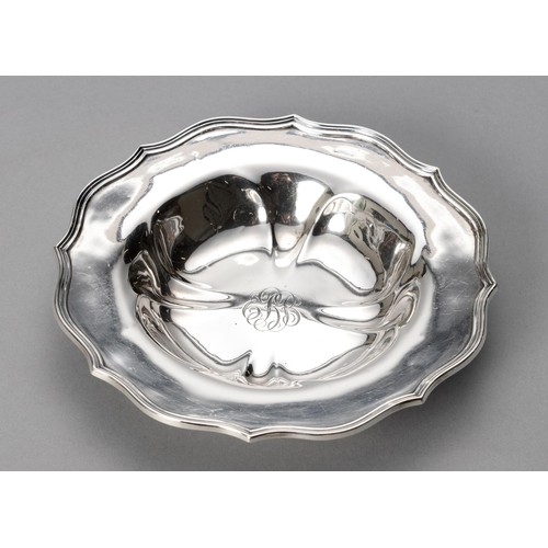 830 - AN AMERICAN SILVER BOWL, INTERNATIONAL SILVER CO