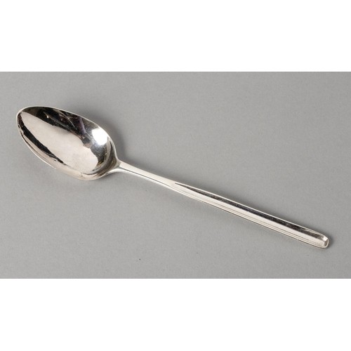 214 - A GEORGE III SILVER COMBINATION MARROW SCOOP AND TABLESPOON, POSSIBLY GEORGE GRAY, LONDON, 1788