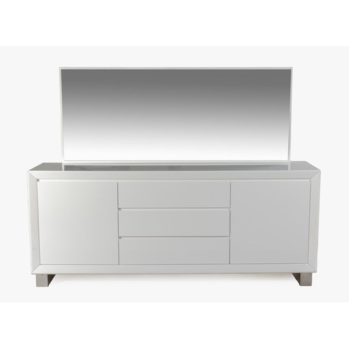 658 - A SIDEBOARD, ALEXIA, MODERN