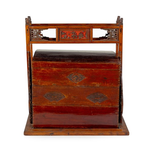 637 - A CHINESE DOWRY CHEST