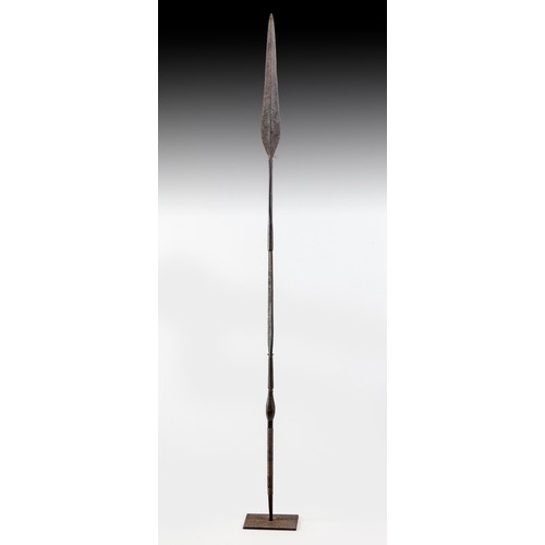 1429 - AN IRON CURRENCY SPEAR, NGOMBO, DRC