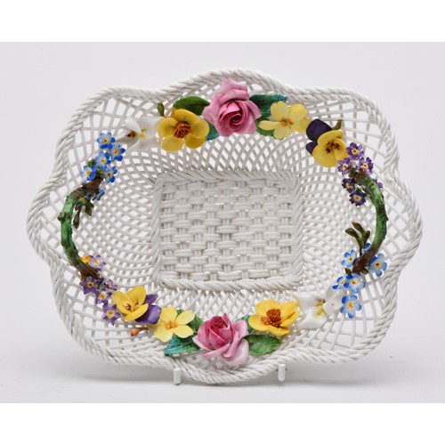 535 - A STAFFORDSHIRE BONE CHINA LATTICEWORK BASKET