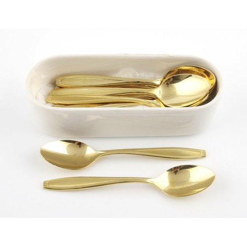 347 - A COLLECTION OF GOLD-PLATED TEASPOONS