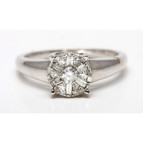 36 - A 0,85 CARAT DIAMOND SOLITAIRE-STYLE RING