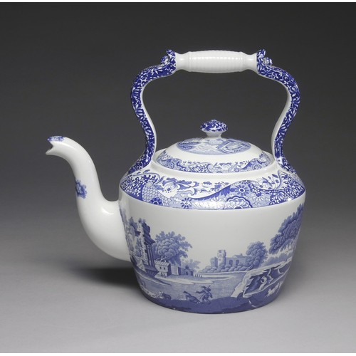 888 - A LARGE SPODE BLUE AND WHITE TEA POT