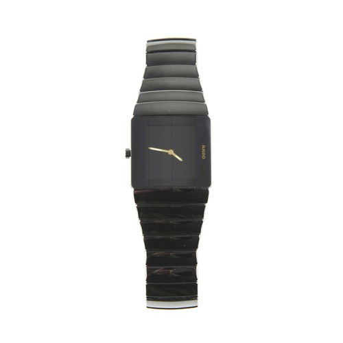 488 - A GENTLEMAN'S RADO CERAMICA WRISTWATCH