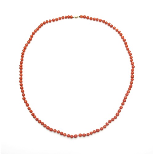 789 - A CORAL NECKLACE