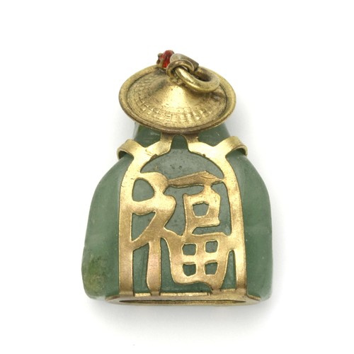 814 - A JADE LIKE BUDDHA PENDANT