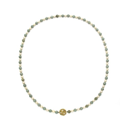 813 - A JADE, PEARL, DIAMOND AND EMERALD NECKLACE, CIRCA 1970