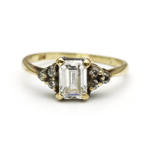 1449 - A CUBIC ZIRCONIA DRESS RING