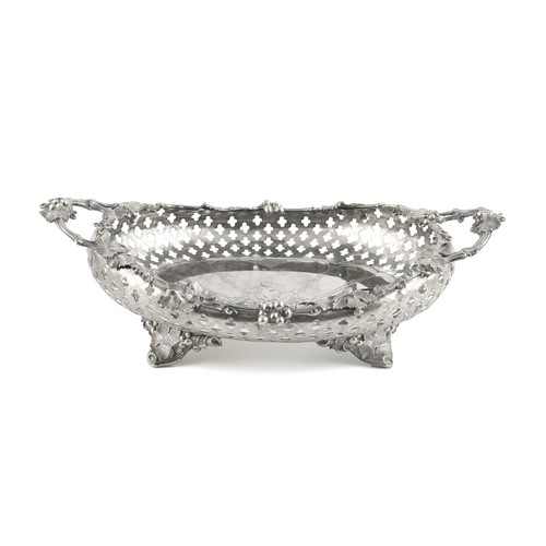 640 - A VICTORIAN SILVER FRUIT BOWL, GALITZIEN KRAKOW, AUSTRIA, 1851