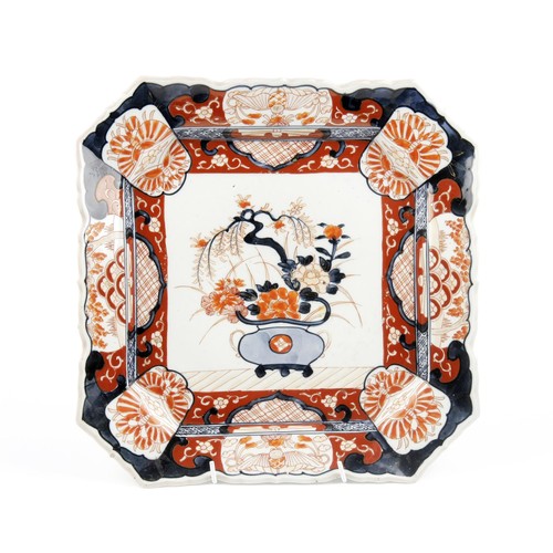 506 - A JAPANESE MEIJI PERIOD IMARI PLATE