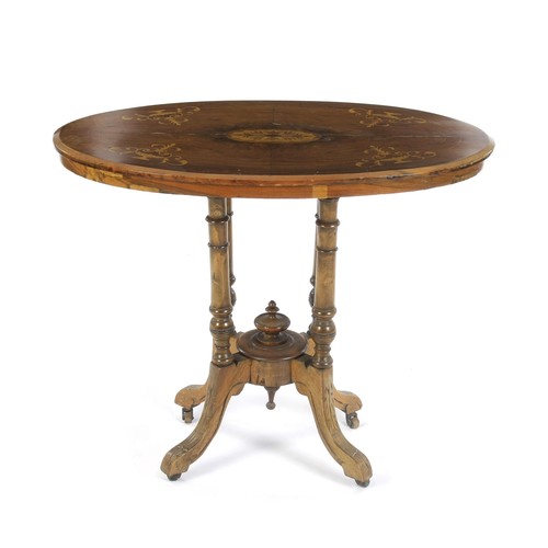 1144 - A VICTORIAN WALNUT VENEERED LOO TABLE