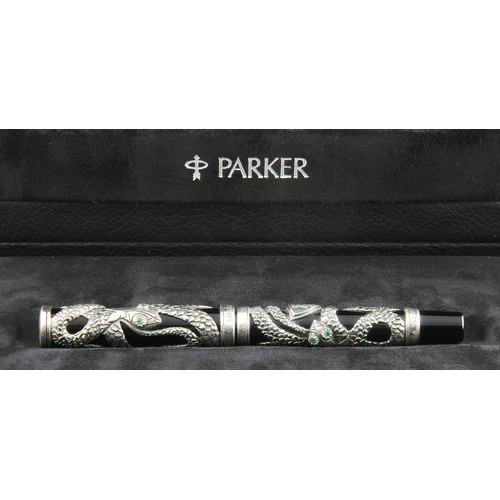 385 - A PARKER SNAKE FOUNTAIN PEN