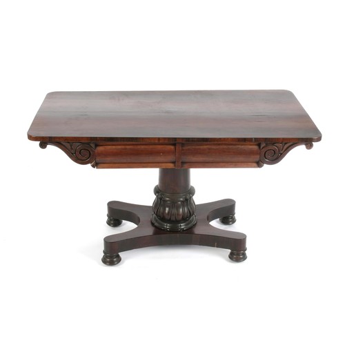 1157 - A VICTORIAN ROSEWOOD SIDE TABLE