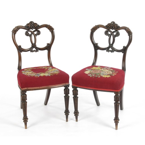 1141 - A PAIR OF VICTORIAN MAHOGANY SIDE CHAIRS