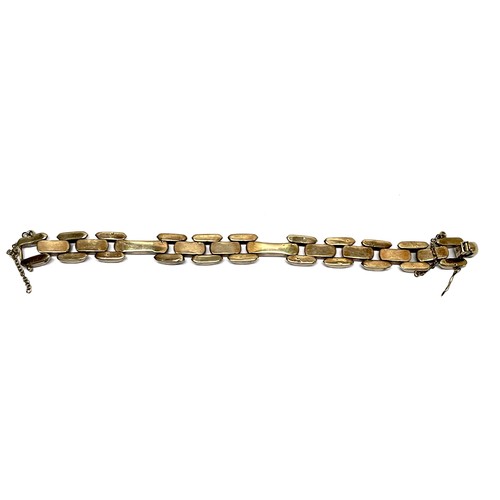 1382 - A GATE LINK BRACELET