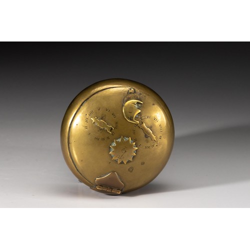 433 - A DUTCH BRASS COMBINATION SNUFF BOX, 18TH CENTURY